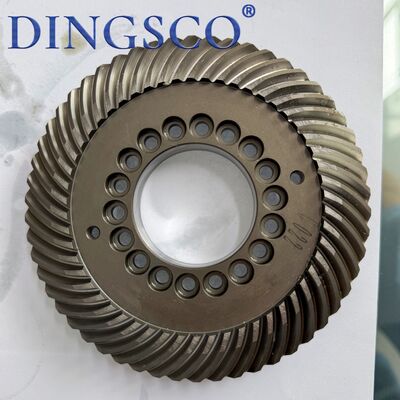 Engrenage conique hélicoïdal DINGSCO en acier allié, traité thermiquement, usiné CNC, engrenage robuste